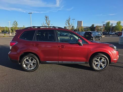 Used 2017 Subaru Forester 2.5i Touring w/ Popular Package #2 AWD/4WD image 2