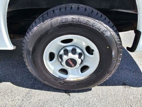 Used 2014 GMC Savana 2500 RWD image 39