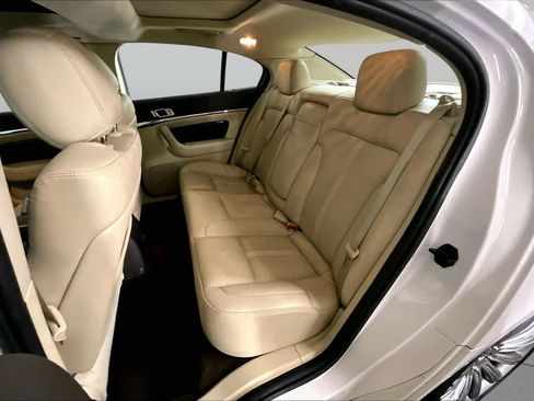 Used 2014 Lincoln MKS AWD w/ Equipment Group 101A image 21