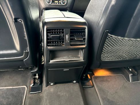 Used 2013 Mercedes-Benz GL 450 4MATIC image 16