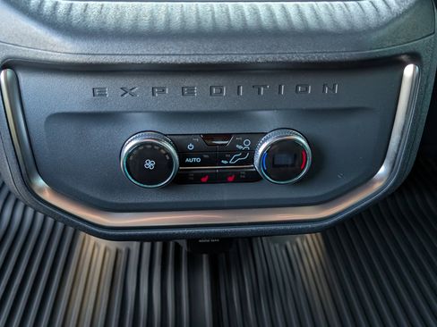 New 2025 Ford Expedition Tremor image 12