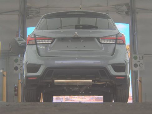 Used 2024 Mitsubishi Outlander Sport 2.0 ES image 8