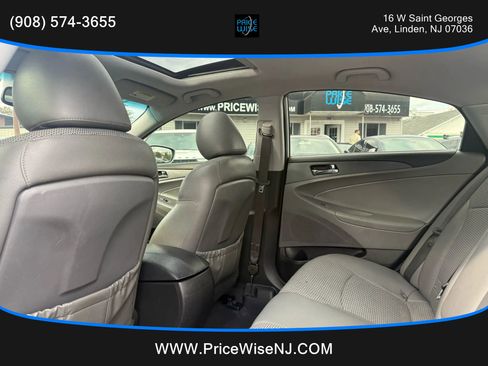 Used 2011 Hyundai Sonata SE w/ Navigation & Sunroof Pkg 4 image 23