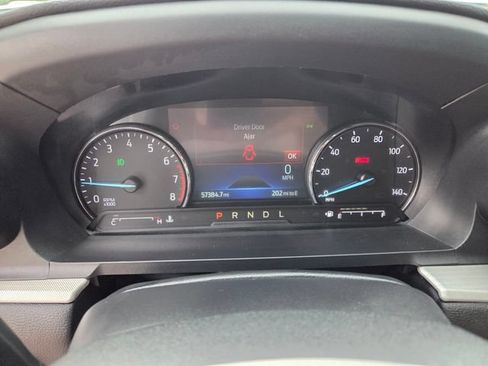 Used 2022 Ford Explorer XLT w/ Equipment Group 202A RWD image 29