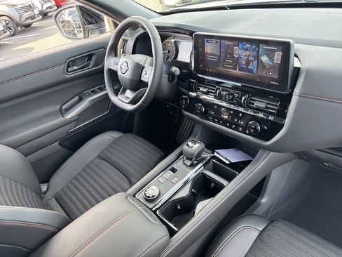 New 2026 Nissan Pathfinder Rock Creek w/ Rock Creek Premium Package AWD/4WD image 27