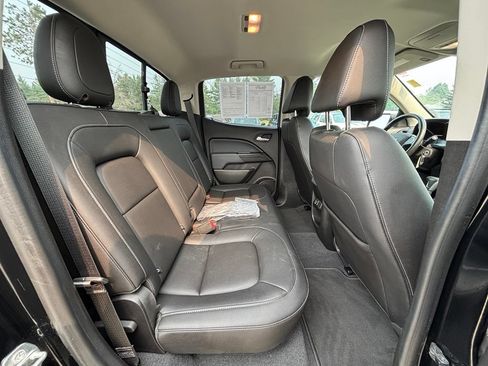 Used 2019 Chevrolet Colorado Z71 AWD/4WD image 15