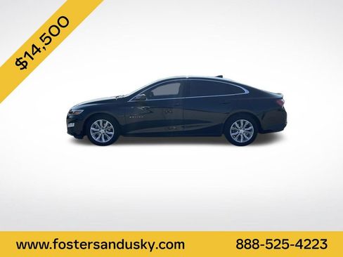 Used 2019 Chevrolet Malibu LT FWD image 2