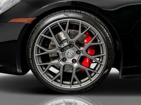 Used 2024 Porsche 911 Carrera 4S AWD/4WD image 17