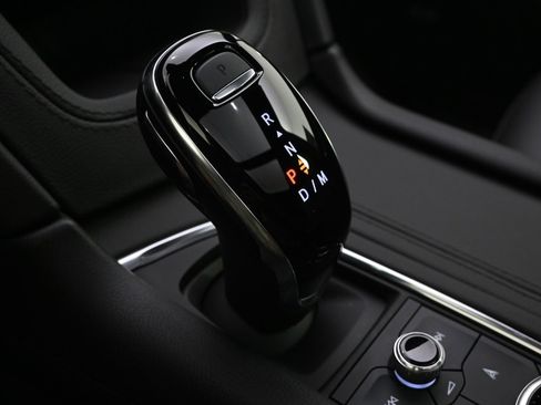 New 2025 Cadillac XT5 Sportv w/ Technology Package image 31