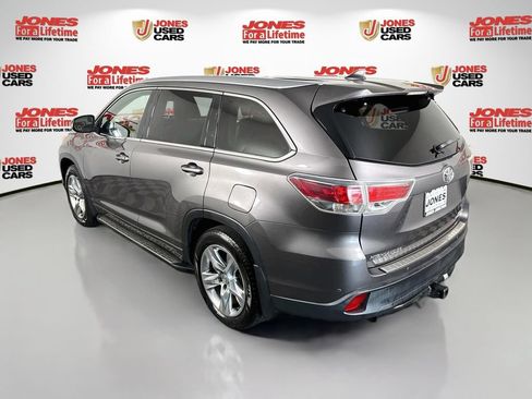 Used 2015 Toyota Highlander Limited Platinum AWD/4WD image 2