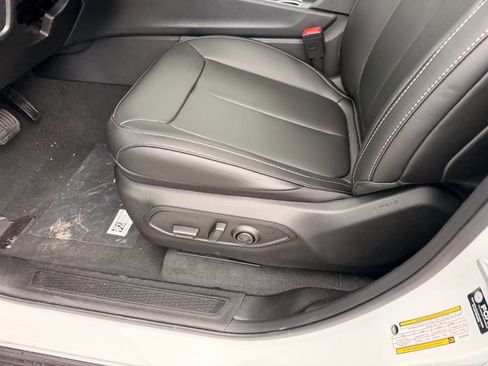 New 2025 Jeep Grand Cherokee Limited image 13