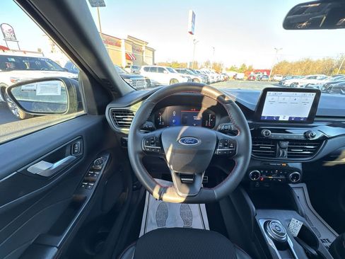 Used 2024 Ford Escape ST-Line AWD/4WD image 14