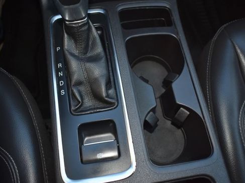 Used 2019 Ford Escape SEL AWD/4WD image 33