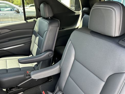 New 2026 Chevrolet Traverse LT w/ Sun and Wheel Package image 48