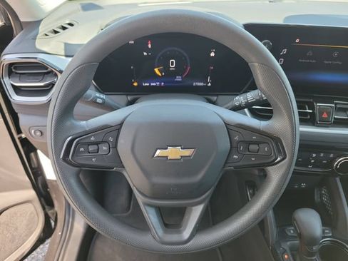 Certified 2025 Chevrolet TrailBlazer LT AWD/4WD image 22