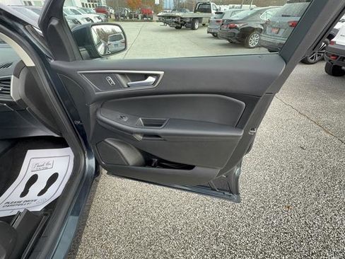 Certified 2022 Ford Edge SEL w/ Convenience Package image 27