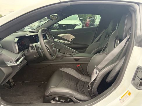 Used 2024 Chevrolet Corvette Stingray Preferred Cpe w/ Battery Protection Package RWD image 22