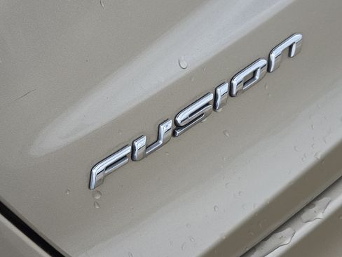Used 2019 Ford Fusion S FWD image 10