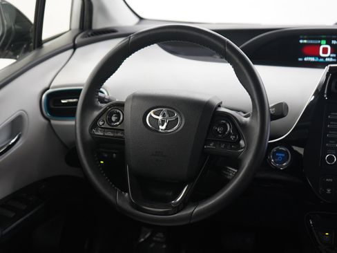 Used 2020 Toyota Prius XLE w/ Advanced Technology Package image 13