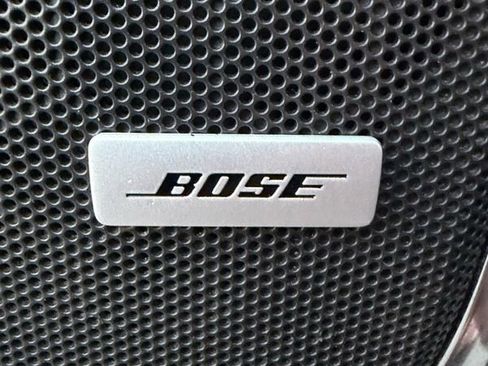 Used 2018 Chevrolet Suburban LT image 19