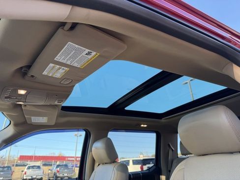 Used 2018 Ford F150 Lariat w/ Equipment Group 502A Luxury image 21