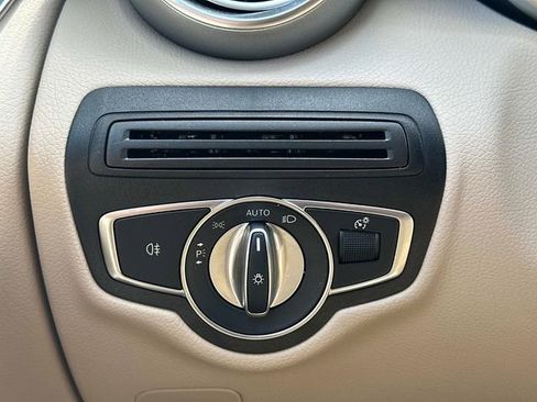 Certified 2022 Mercedes-Benz GLC 300 4MATIC image 25