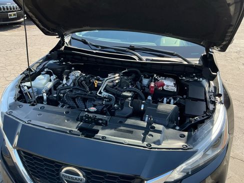 Used 2022 Nissan Altima 2.5 Platinum AWD/4WD image 22