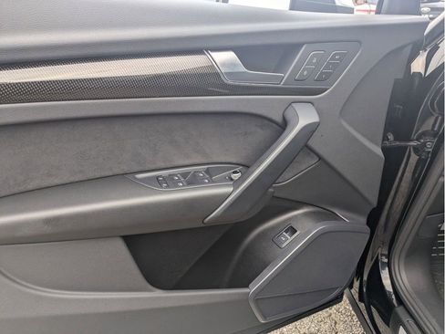 Used 2022 Audi SQ5 Premium image 13