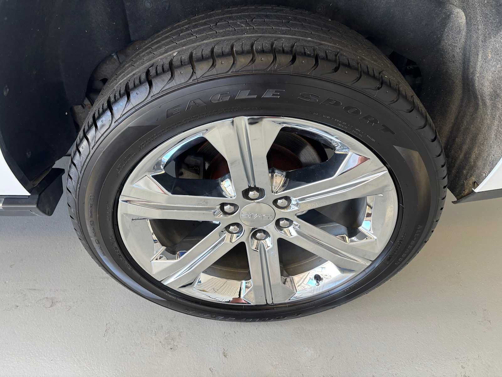Used 2019 GMC Yukon Denali w/ Denali Ultimate Package AWD/4WD image 5