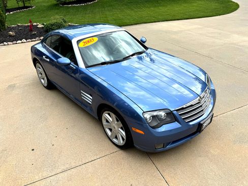 Used 2005 Chrysler Crossfire Limited image 36