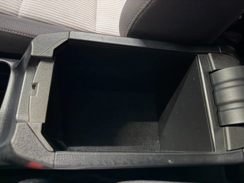 Used 2013 Toyota RAV4 XLE image 56