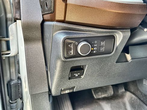 Used 2022 Ford Bronco Outer Banks AWD/4WD image 6
