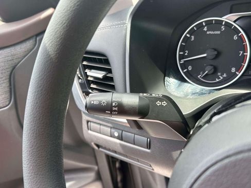 Used 2022 Nissan Rogue SV AWD/4WD image 23