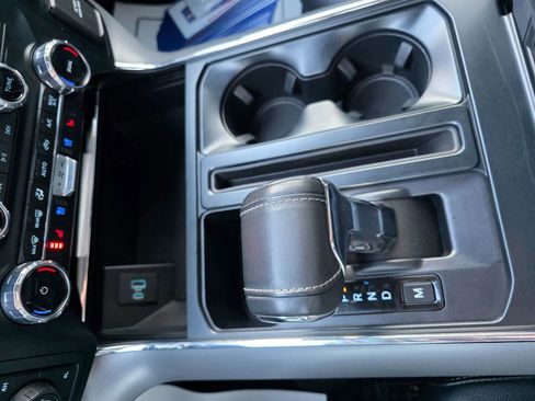 Used 2023 Ford F150 Lariat w/ Trailer Tow Package image 18