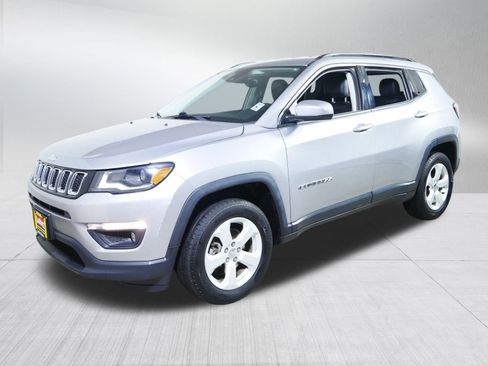 Used 2018 Jeep Compass Latitude w/ Popular Equipment Group image 3