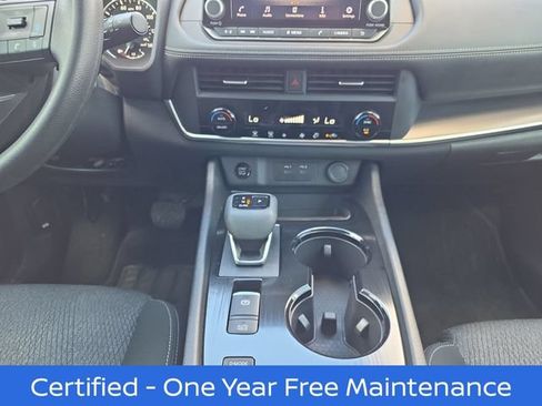 Certified 2024 Nissan Rogue SV FWD image 3