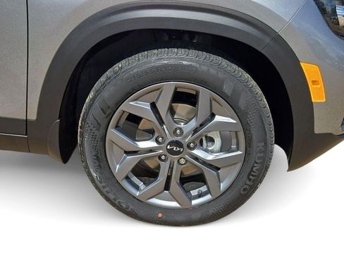 New 2026 Kia Seltos LX FWD image 6