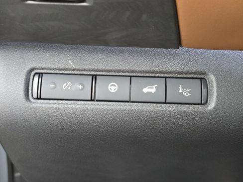 New 2026 Nissan Pathfinder Platinum image 27