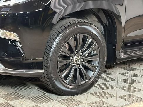 Certified 2023 Lexus GX 460 Premium AWD/4WD image 4