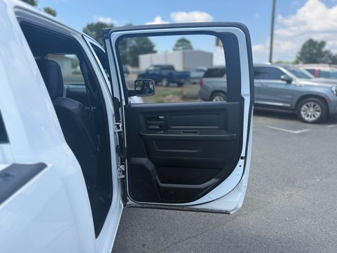 Used 2022 RAM 2500 Tradesman RWD image 26