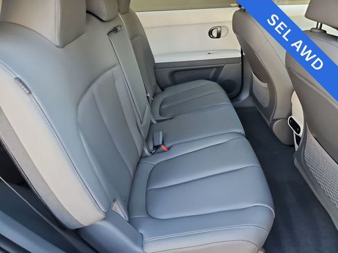 Certified 2026 Hyundai Ioniq 5 SEL AWD/4WD image 17