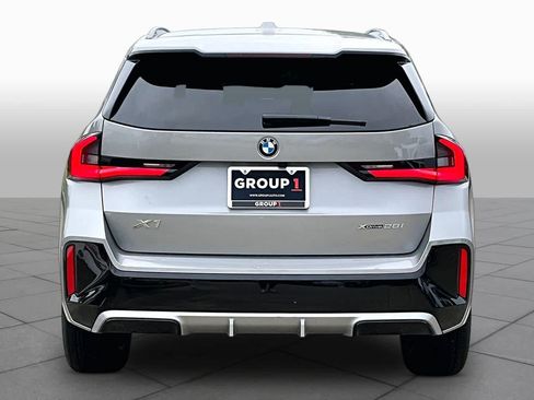 Used 2026 BMW X1 xDrive28i AWD/4WD image 5