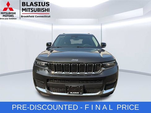 Used 2023 Jeep Grand Cherokee L Limited AWD/4WD image 4