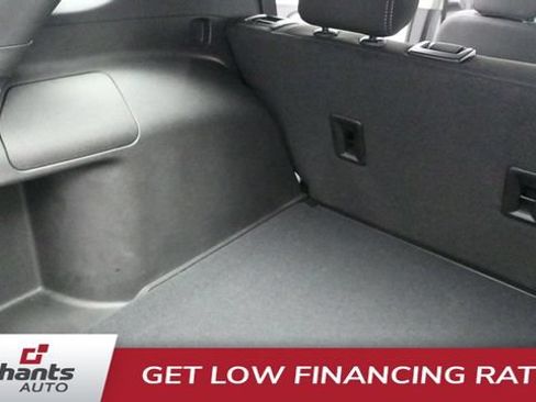 Used 2024 Chevrolet Equinox LS FWD image 27