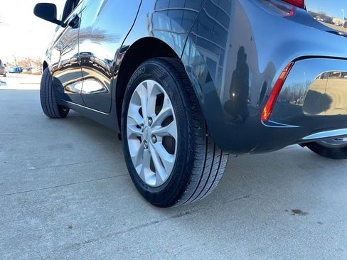 Used 2021 Chevrolet Spark LT image 17