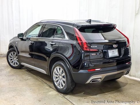 Used 2021 Cadillac XT4 Premium Luxury w/ Cold Weather Package FWD image 8