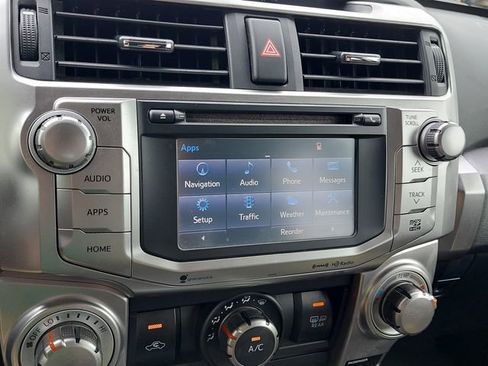 Used 2019 Toyota 4Runner SR5 AWD/4WD image 30