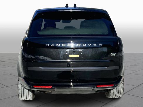 Used 2023 Land Rover Range Rover Autobiography image 5