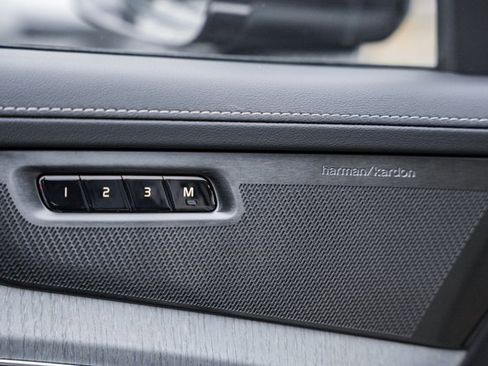 New 2026 Volvo XC90 B6 Ultra w/ Protection Package Premier image 40