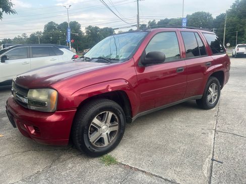 Used 2006 Chevrolet TrailBlazer LS w/ LS Preferred Equipment Group AWD/4WD image 2